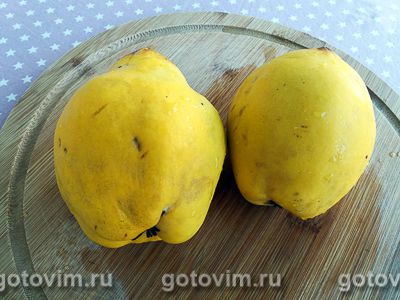 Айва пареная с сахаром целиком