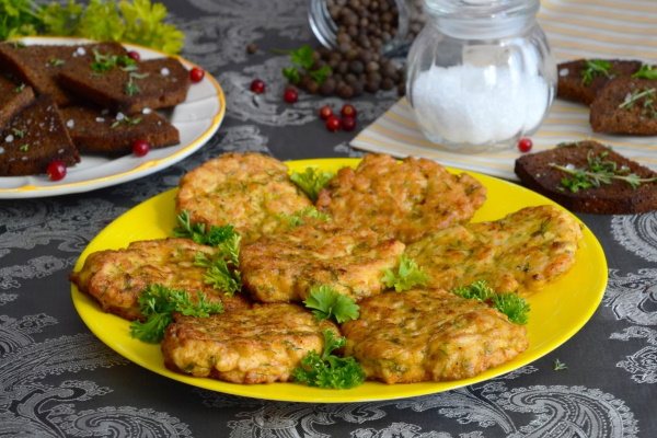 Котлеты по-албански из куриной грудки, свинины, индейки. в духовке, мультиварке