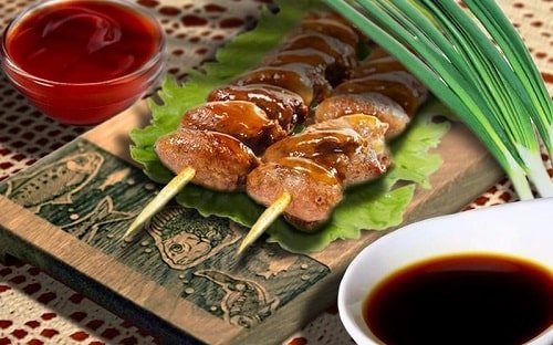 куриные сердечки на шпажках