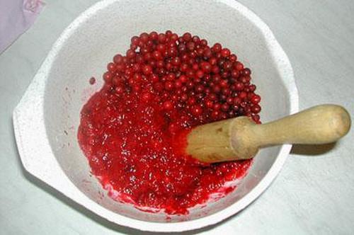 Напиток из клюквы. Домашний морс из клюквы