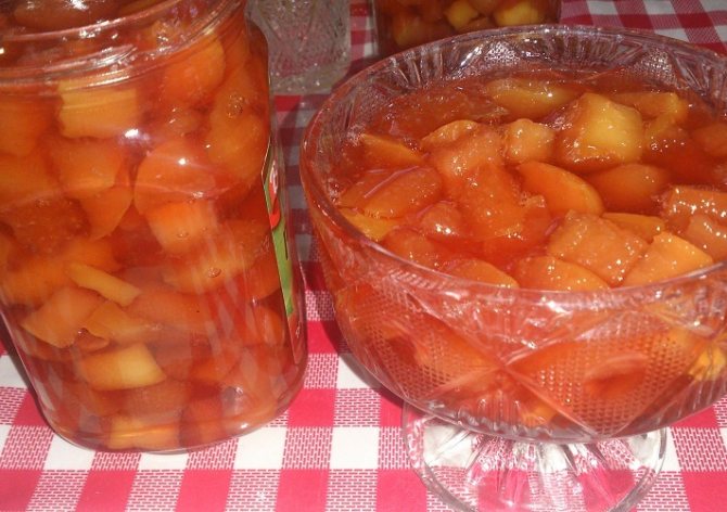 Варенье из айвы хорошо усваивается организмом, улучшая работу пищеварительного тракта